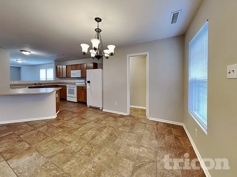 3321 Hapsburg Way — Photo 6
