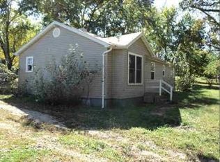 3210 Armbruster Rd, De Soto, MO 63020