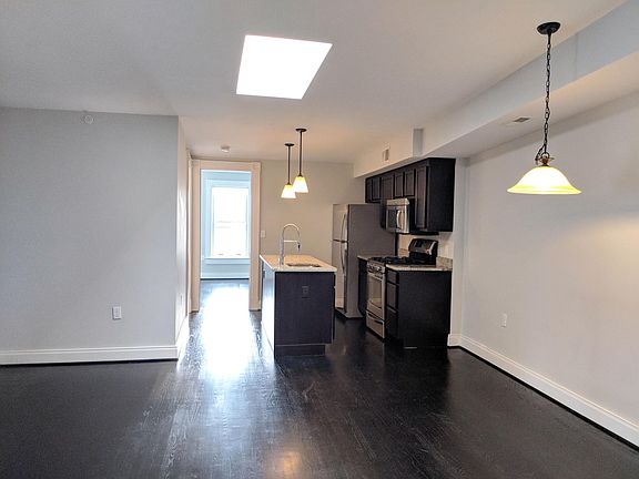 Living Room \ Kitchen