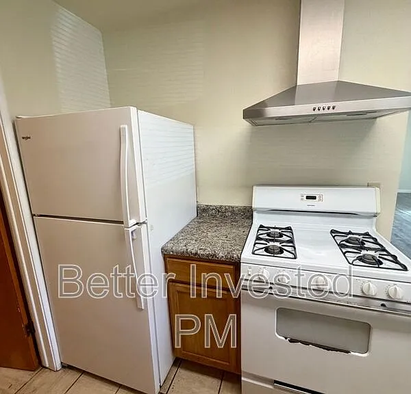 212 Ford St #7 — Photo 17