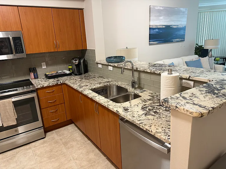 804 E Windward Way #618 — Photo 6