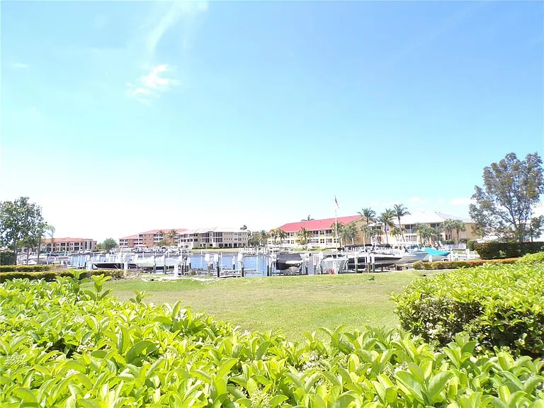 1431 Aqui Esta Dr #411 — Photo 39