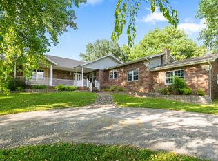 4386 N Farm Rd 159, Springfield, MO 65803