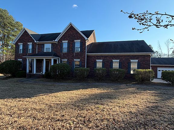 2nd image of 9801 Christenbury Pkwy
