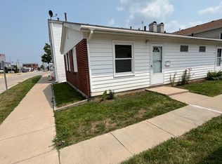 708 4th Avenue - 4, Rochelle, IL 61068