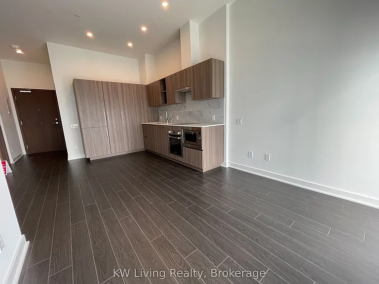 19 Bathurst St #4210 — Photo 6