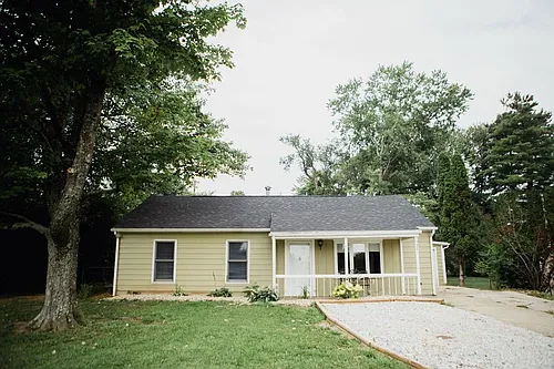 3321 N Kinser Pike Photo 1