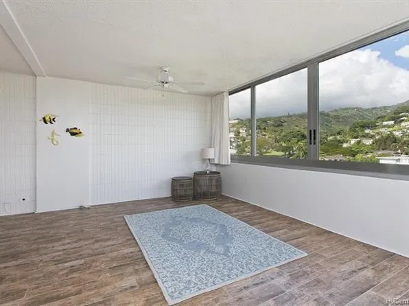 1545 Nehoa St APT 804, Honolulu, HI 96822