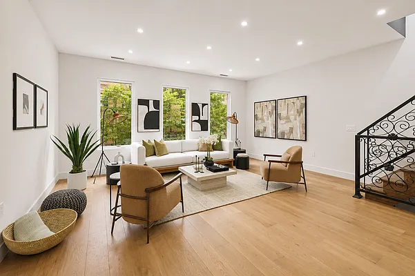Living room, photo 1