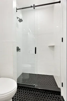 Rented by REAL New York | media 12