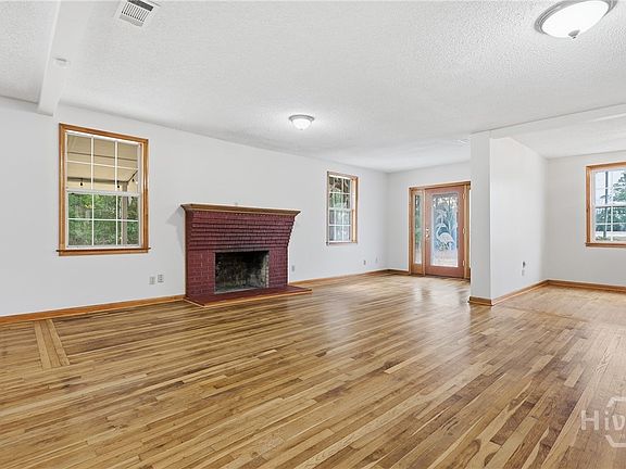 4th image of 1112 Dean Forest Road