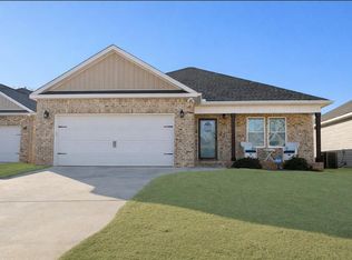 145 Northsky Dr, Warner Robins, GA 31093