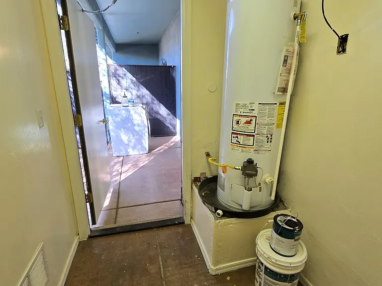 3331 E Bermuda St — Photo 45