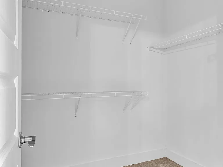 117 Traveller Ln — Photo 7