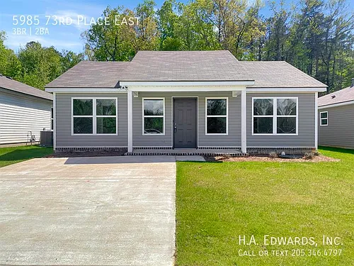 5985 73rd Pl E Photo 1