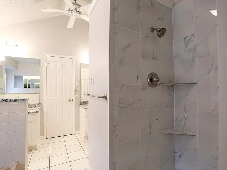 1816 Chatham Dr — Photo 16