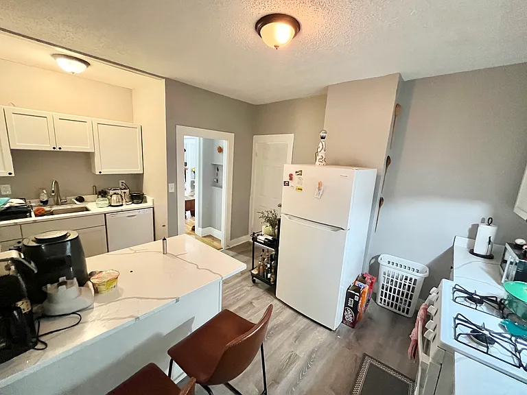 46 Lambert Ave #1 — Photo 4
