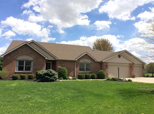 5208 S Jamaica Dr, Muncie, IN 47302