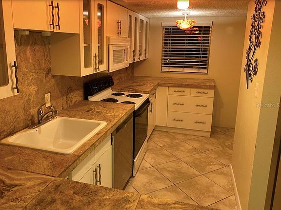 4th image of 3700 S Osprey Ave APT 313