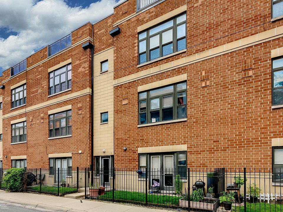 1st image of 2316 W Bloomingdale Ave APT C