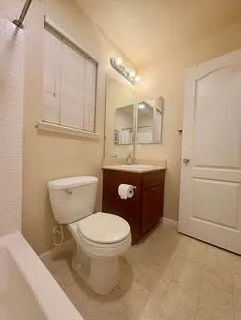 3 bed, 1286 sqft, $850 — Photo 1