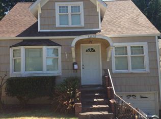 6038 26th Ave NE, Seattle, WA 98115