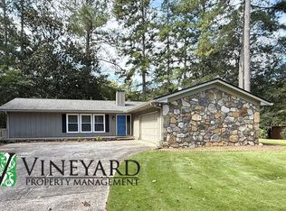 1000 Martins Lake Close, Roswell, GA 30076