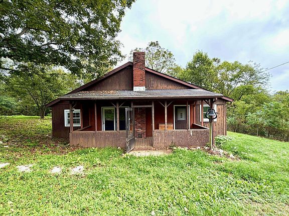 2nd image of 2959 Lawrenceport Rd