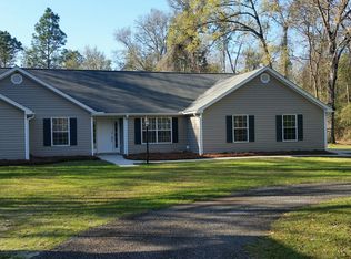 381 Ace High Stables Rd, Crawfordville, FL 32327