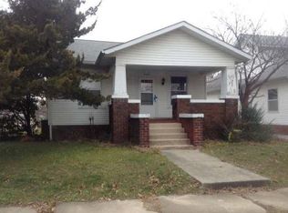 2040 Herbert St, Murphysboro, IL 62966
