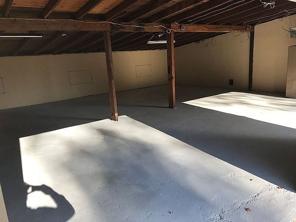 800 Sq Ft Storage Unit (X4)