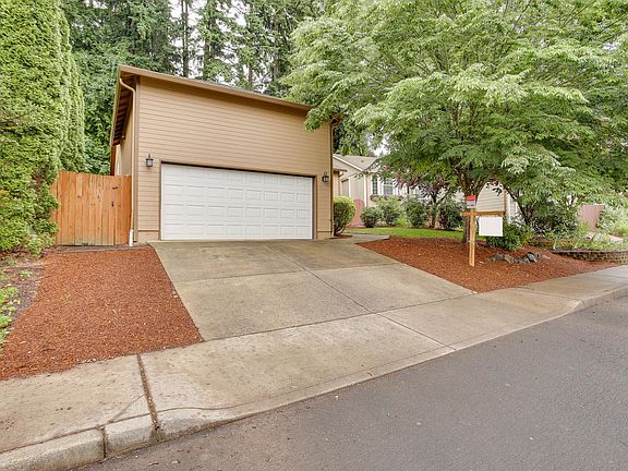3rd image of 8509 NE 14th Ln