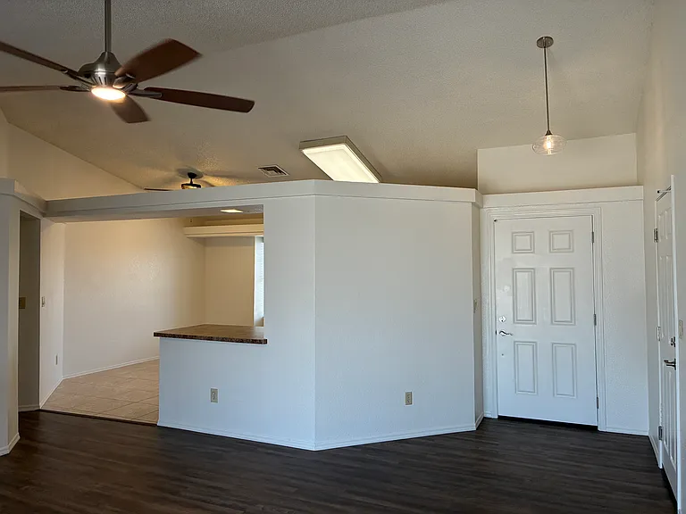 8208 W Columbine Dr — Photo 7