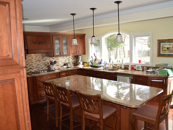 2nd image of 1129 Citta Ct