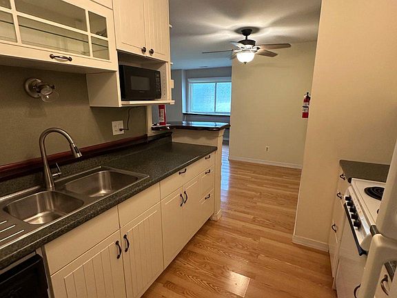 3rd image of 1106 Britton Pl
