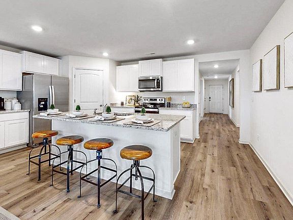 7th image of this home