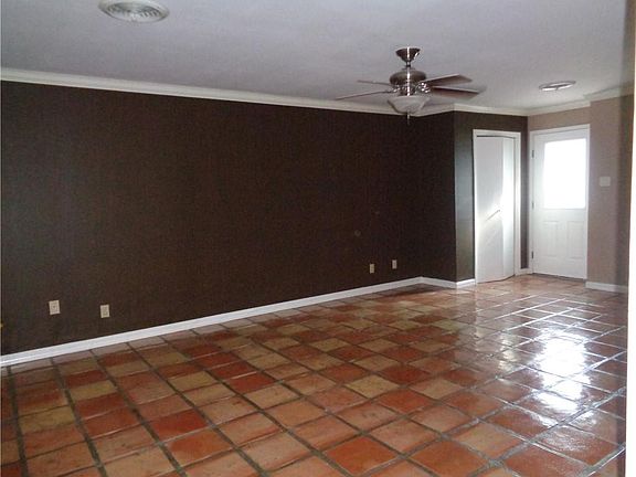 5th image of 1827 Highland Park Ave