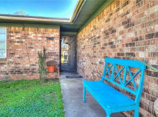 1811 Lewis Ave, Seminole, OK 74868