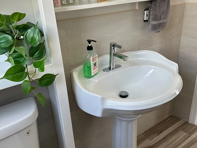 184 Maple St #2 — Photo 9