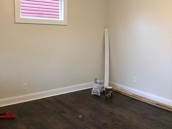 3rd image of 267 S Terrace Ave