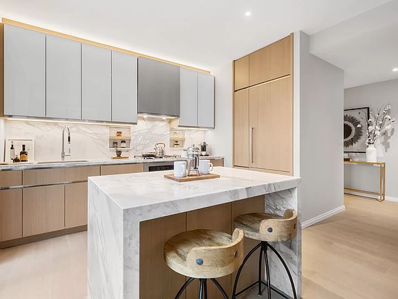3rd image of 277 5th Ave APT 11B