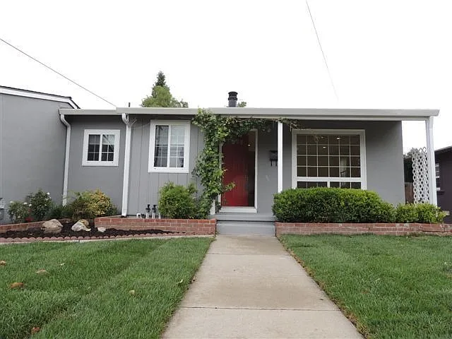 1272 Locust St photo 1