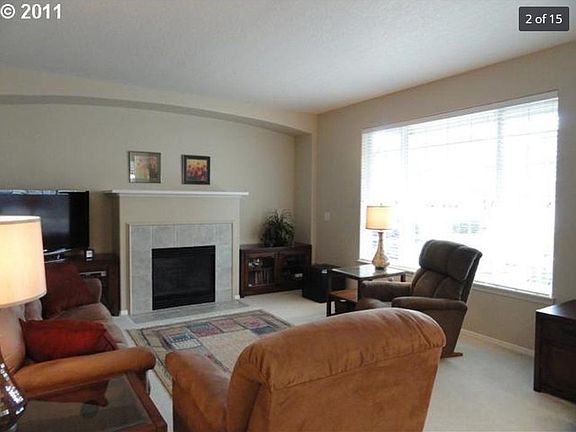 2nd image of 742 NE 61st Ct