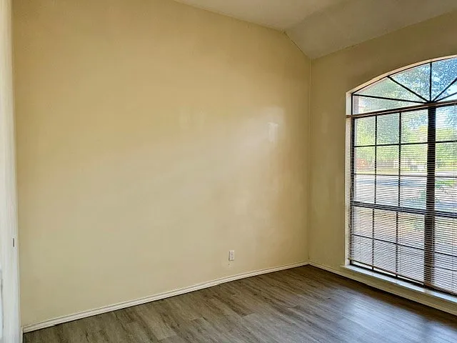 1713 Castleford Rd — Photo 13