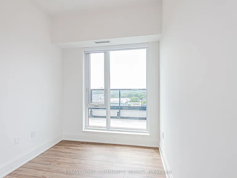 700 Sheppard Ave W #904 — Photo 21