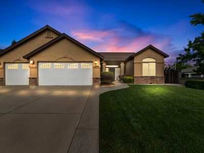 699 Casa Buena St, Redding, CA, 96003