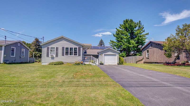 3rd image of 413 W Main Street
