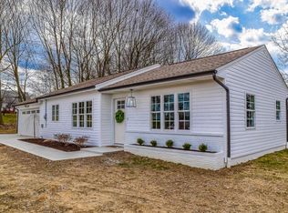 9223 Market Ave N, Hartville, OH 44632