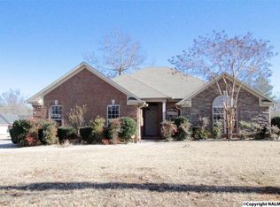 135 Archered Way, New Market, AL 35761