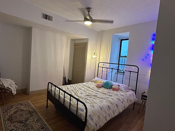 2nd image of 254 Emerson St APT 4